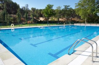 Outdoor swimming pool