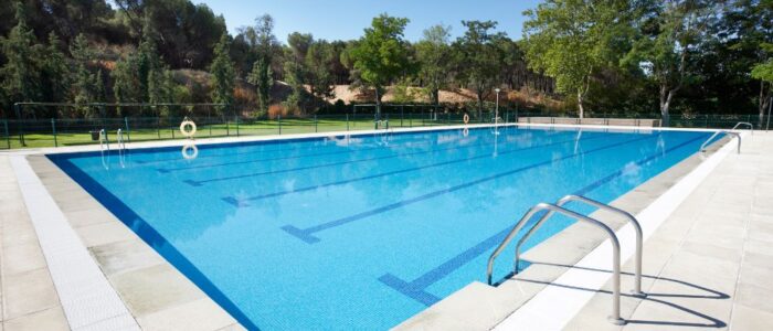 Outdoor swimming pool